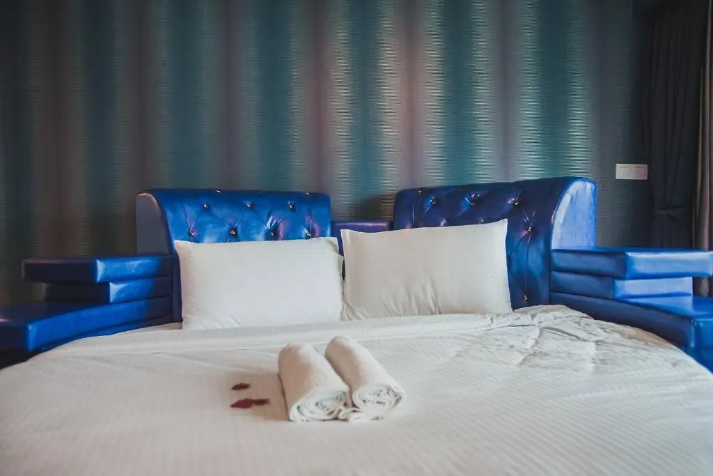 Mercu Summer Suite - Love Romance, Blue Love Fun 蓝情趣民宿 Kuala Lumpur