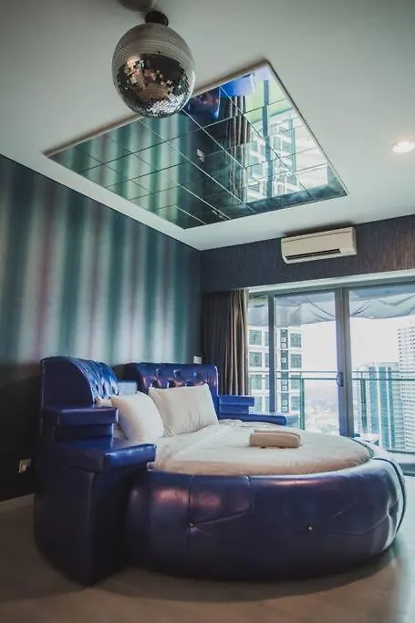 Apartment Mercu Summer Suite - Love Romance, Blue Love Fun 蓝情趣民宿 Kuala Lumpur